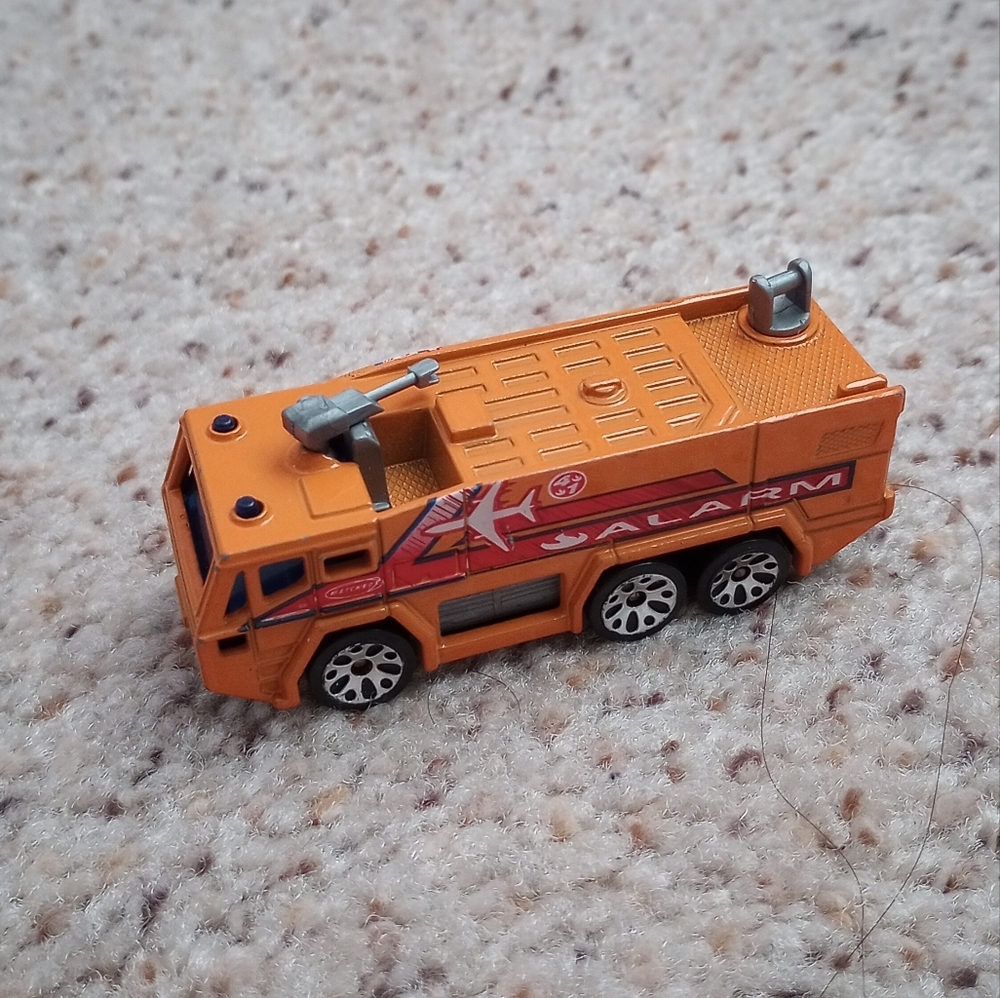 1992 Matchbox Airport Fire Truck